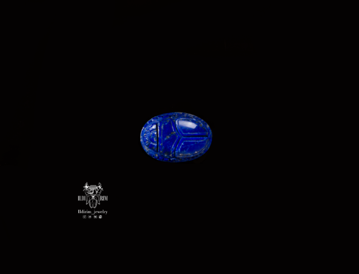 Picture of engraved lapis lazuli scarab gemstone