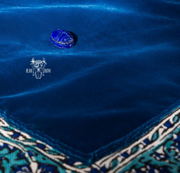 Picture of engraved lapis lazuli scarab gemstone