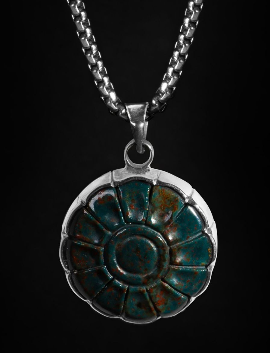 Picture of Lotus Necklace Model A