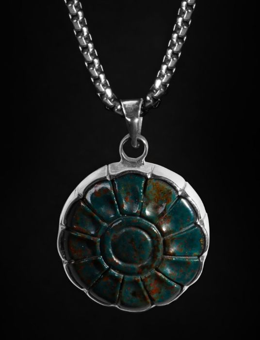 Picture of Lotus Necklace Model A