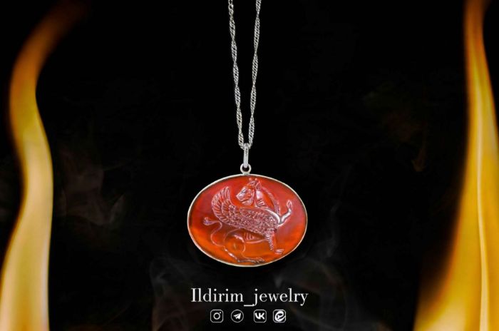 Picture of Persian Griffin Necklace