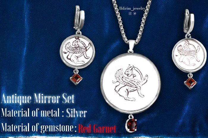 Picture of Persian Griffin Jewelry Mirror Set