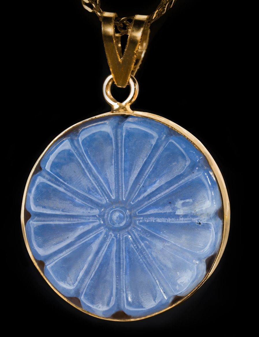 Picture of Lotus Necklace Model B